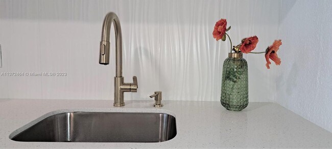 Building Photo - 1090 NW 100th Terrace