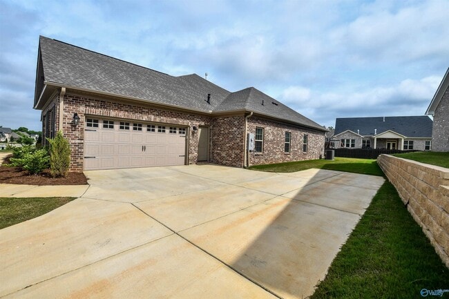 Building Photo - 104 Citation Dr