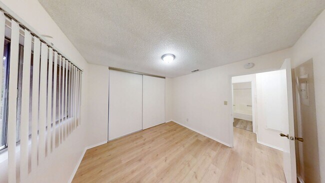 Building Photo - 1115 Tribune St