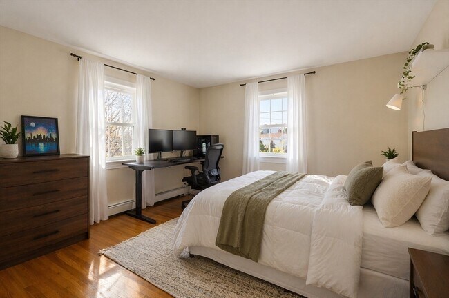 Building Photo - 30 Chester St