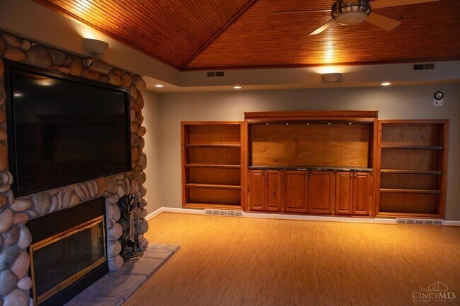 Building Photo - 8593 Concord Hills Cir