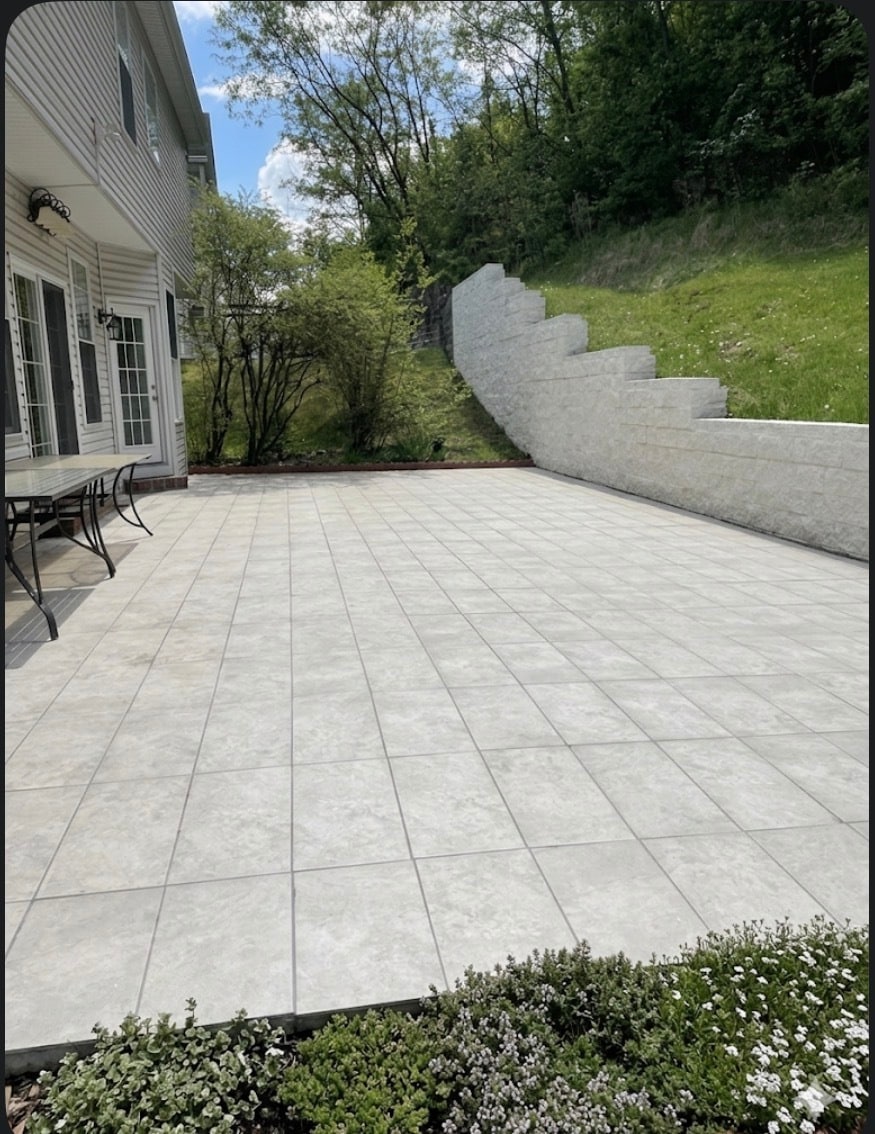 Building Photo - 110 Yorktowne Pl