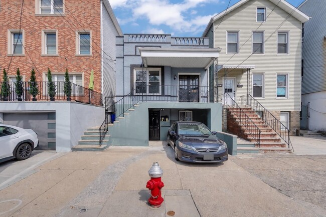 Building Photo - 42 Greenville Ave