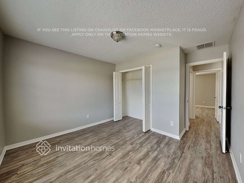 Building Photo - 16338 Deer Chase Loop
