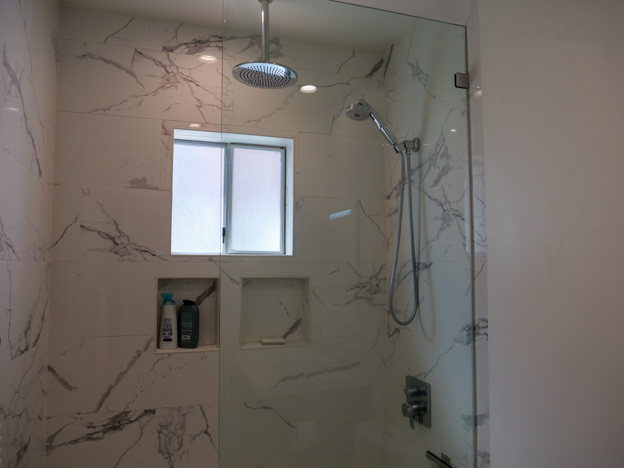 Building Photo - 3917 Tilden Ave