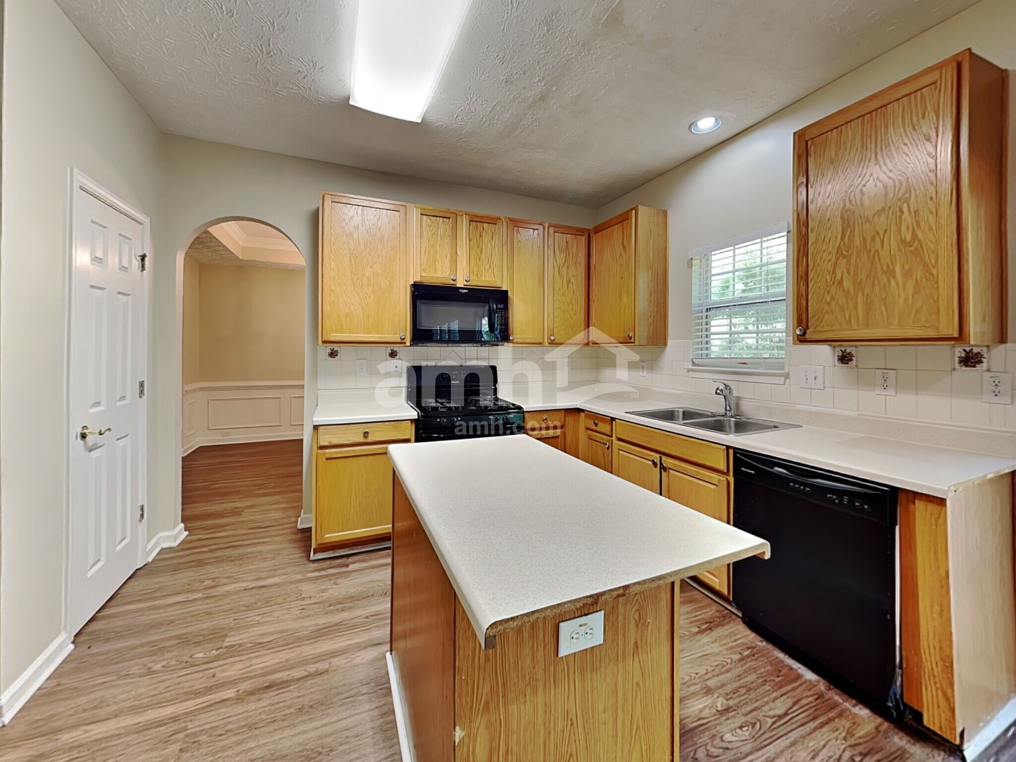 Building Photo - 540 Gables Ct