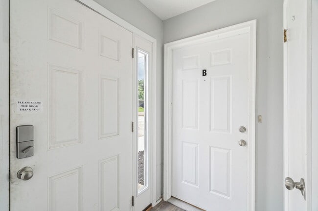 Building Photo - 4801 Cannon Ridge Dr