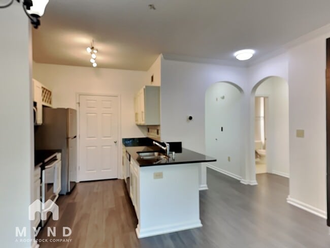 Building Photo - 4333 Dunwoody Park