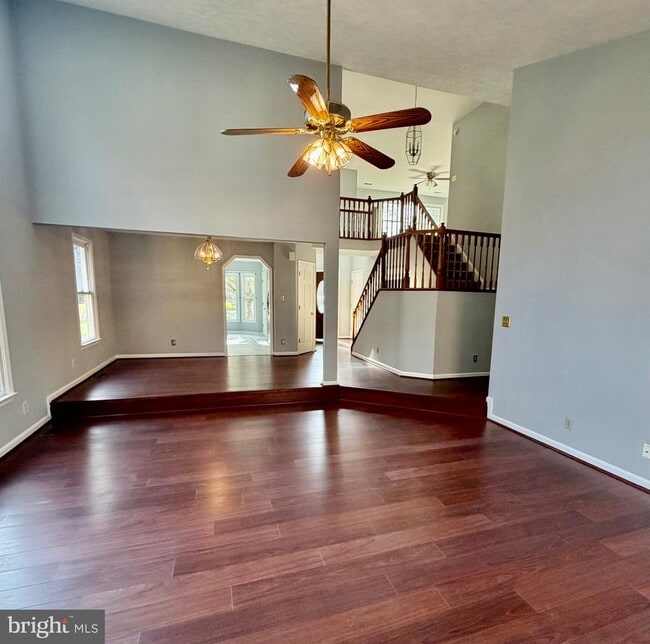 Building Photo - 4209 Oakhill Rd