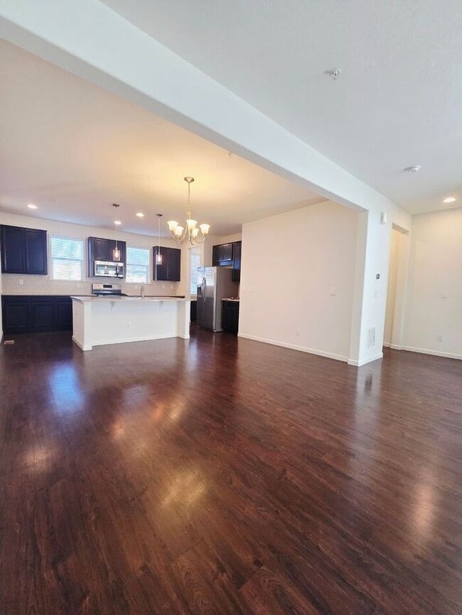 Building Photo - Charming, Spacious Townhome in a Prime Location | Move In Today & Save 50% on First Month
