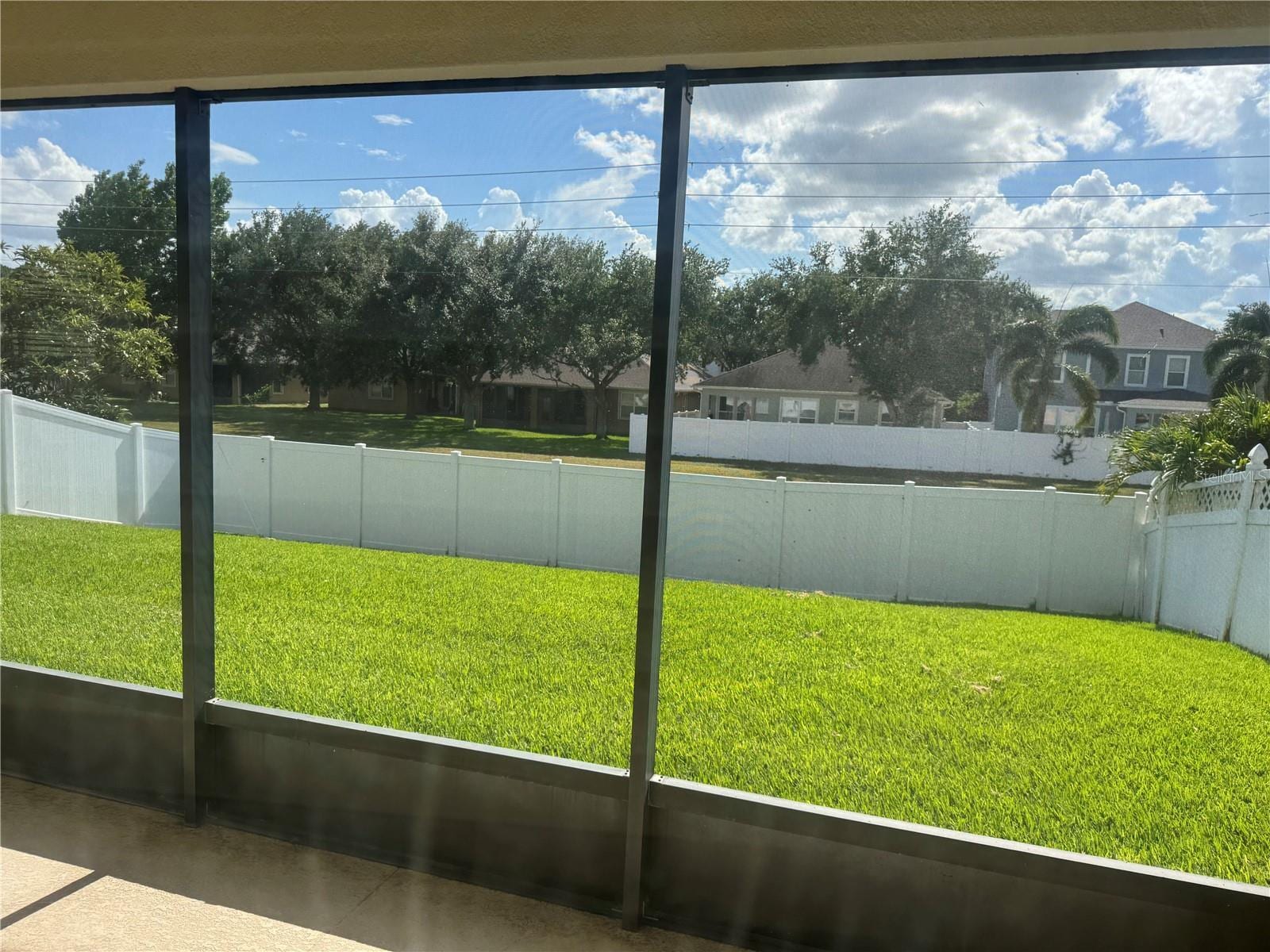 Lanai 2 - 7340 Tattant Blvd