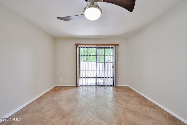 Building Photo - 7539 W Sequoia Dr