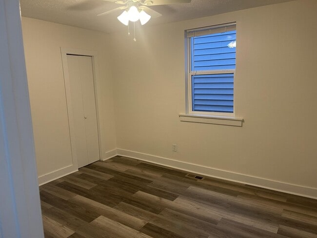 Building Photo - 342 Jefferson St