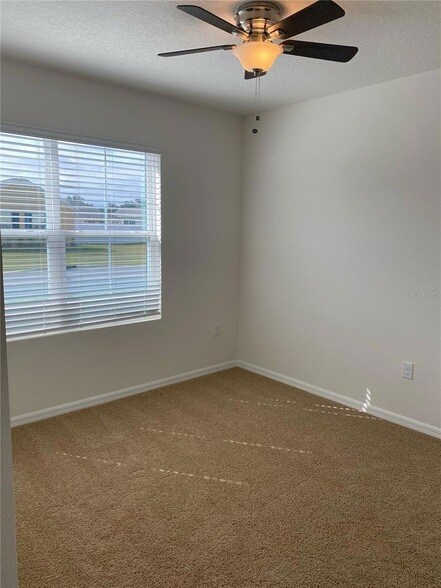 Building Photo - 2961 NE 43rd Rd