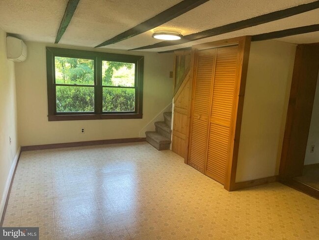 Building Photo - 13328 Springhollow Ln
