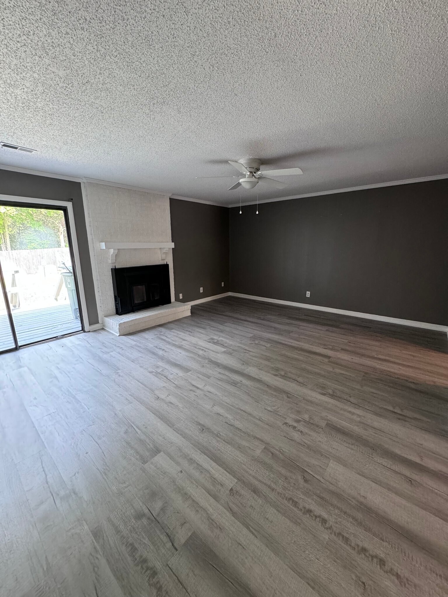 Building Photo - 1131 Glendale Dr