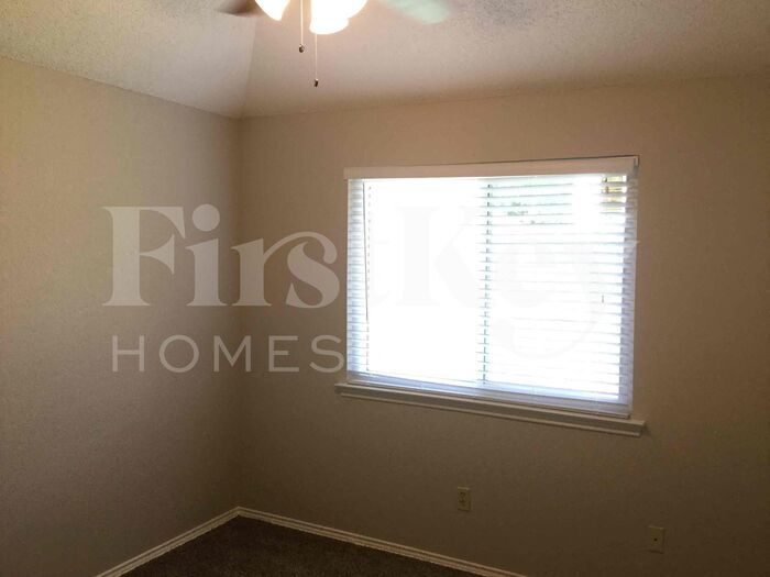 Building Photo - 6800 Running Creek Dr