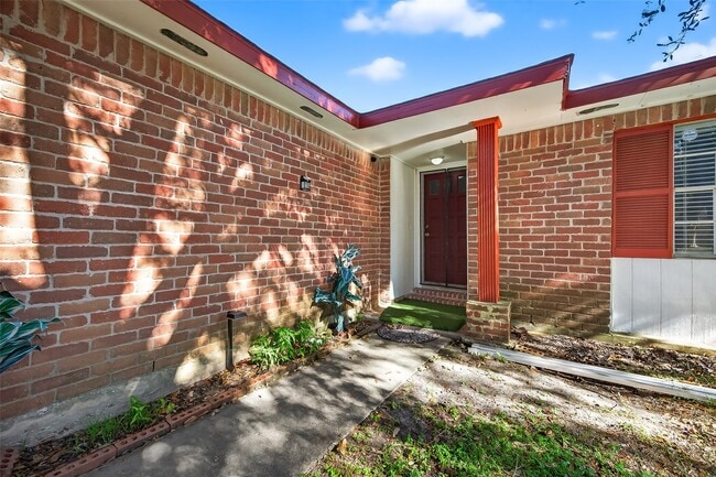 Building Photo - 10423 Permian Dr