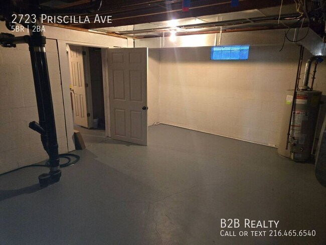 Building Photo - 2723 Priscilla Ave