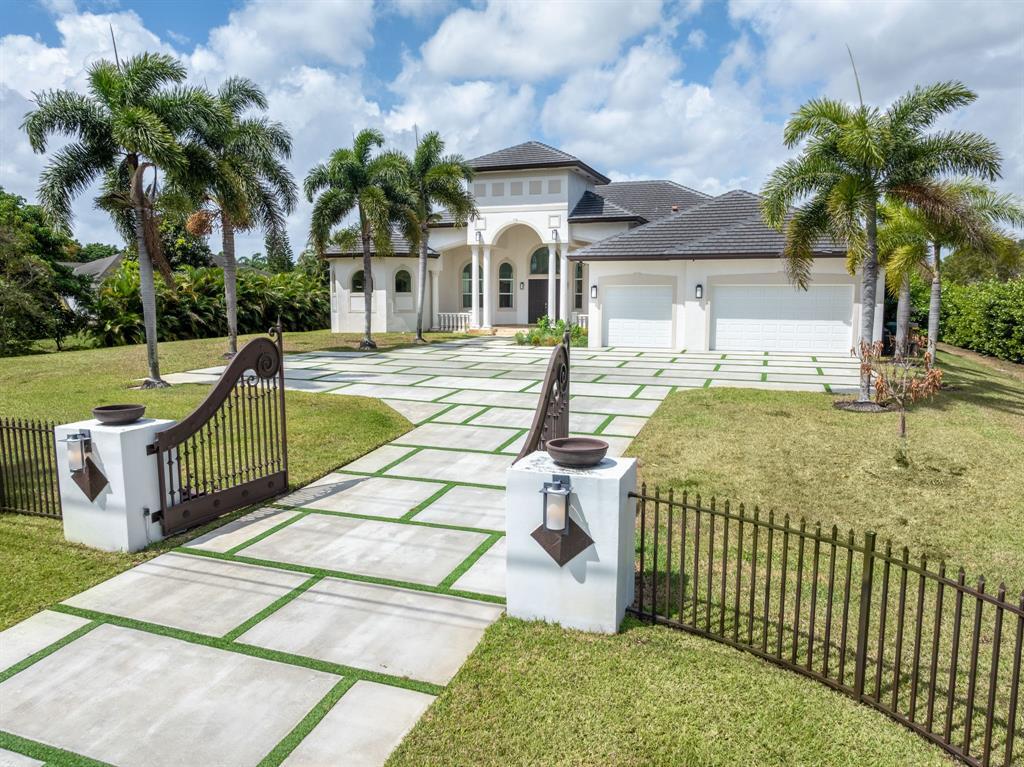 Building Photo - 5941 SW 185th Way
