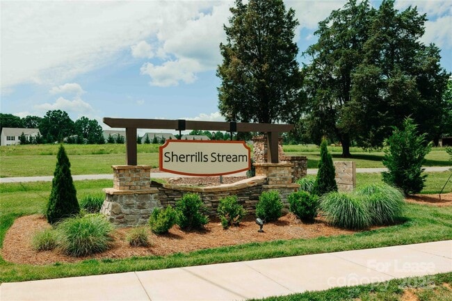 Building Photo - 2880 Sherrills Strm Dr