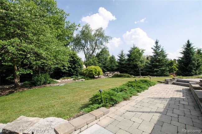 Building Photo - 2103 Pippin Ct