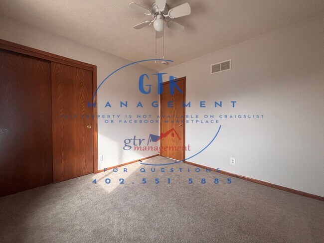 Building Photo - 8054 Redick Ave