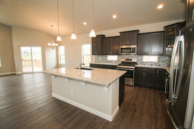 Building Photo - 7170 Bigtooth Maple Dr