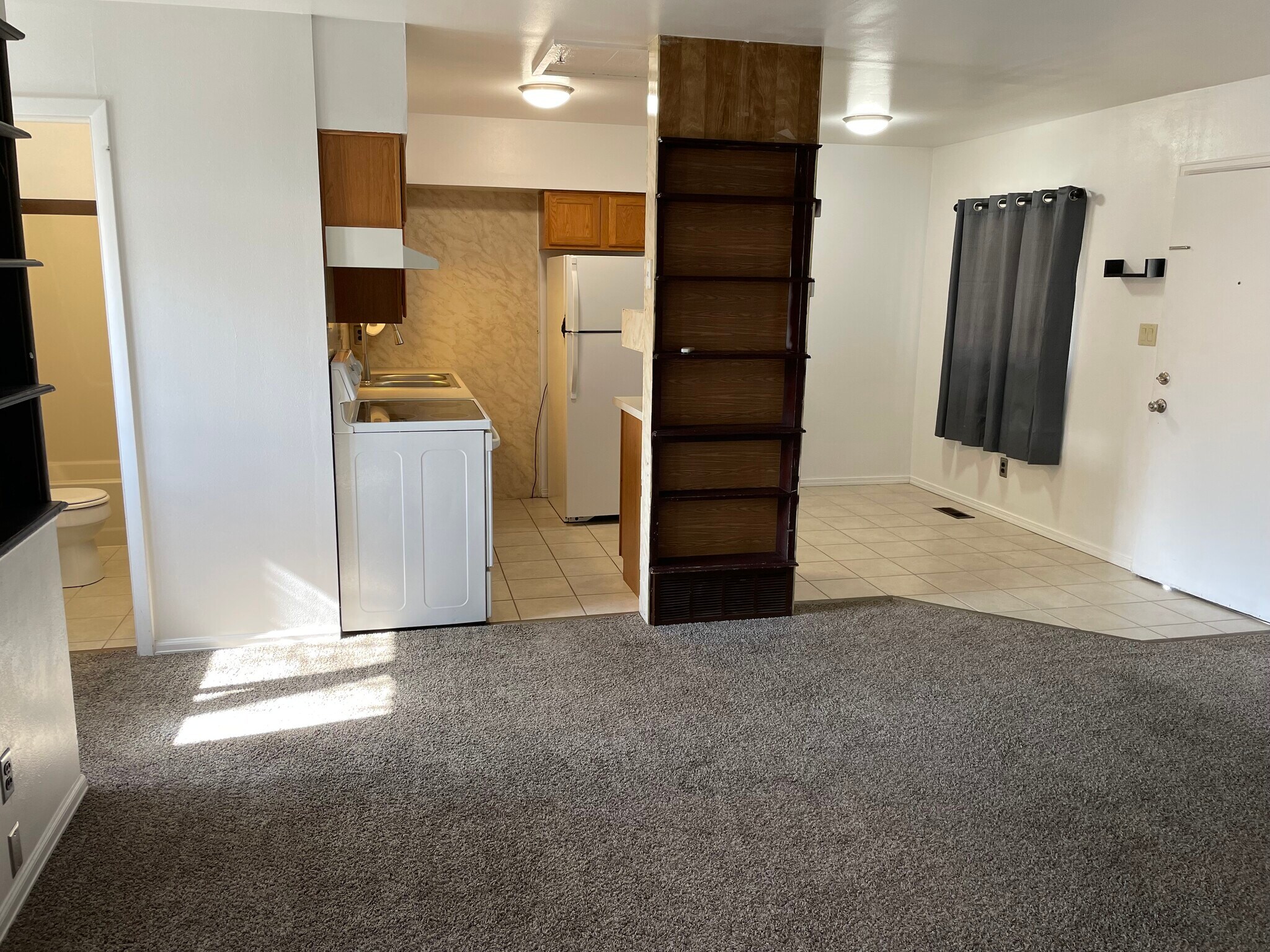 Living Room /Kitchen - 2604 Tremont St