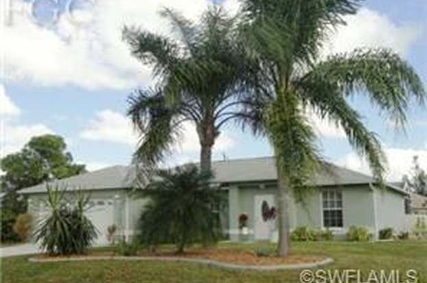 Building Photo - 2721 SW 12th Ave