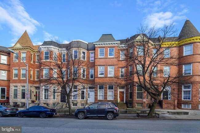 Building Photo - 2207 Callow Ave