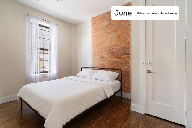 Building Photo - 281 Ellery St