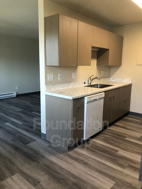 Building Photo - 2405 NW 65th St