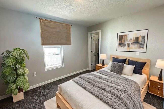 Building Photo - Modern Pet-Friendly Home with Fenced Yard in Central Pueblo!