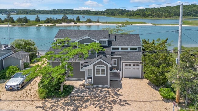 Building Photo - 286 Towd Point Rd