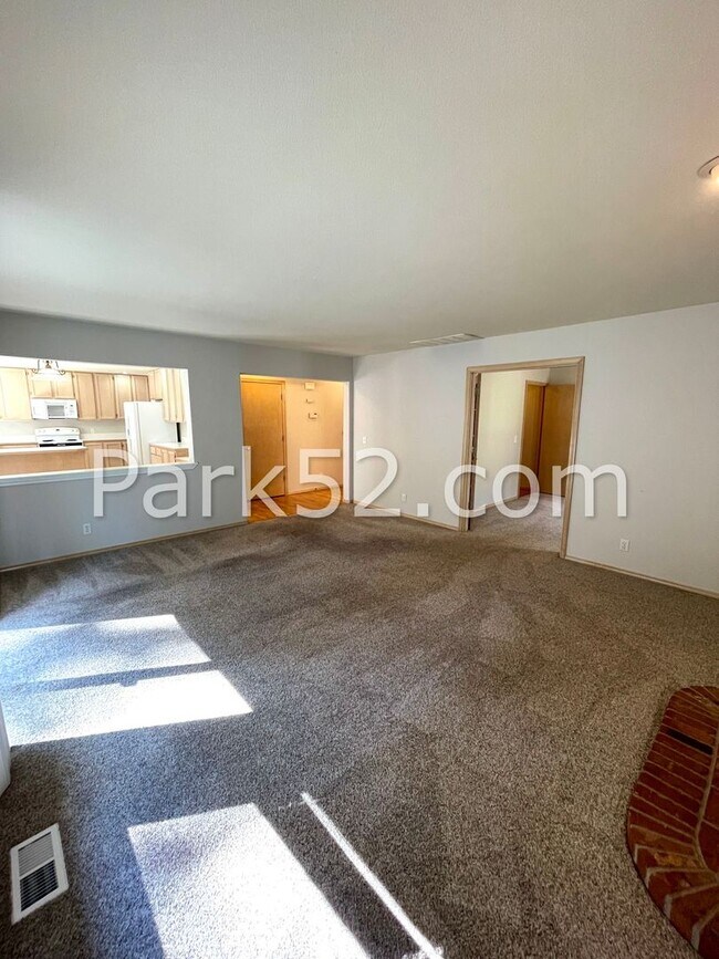 Building Photo - 6614 29th St Ct NW