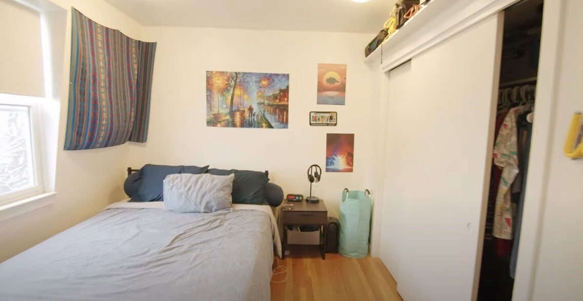 Building Photo - 6 Hingham St