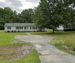 Building Photo - 477 Huntingridge Rd