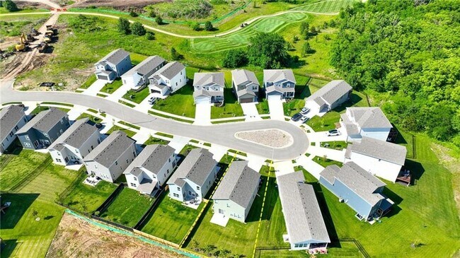 Building Photo - 707 Glenn Cir