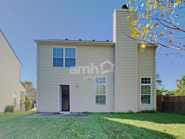 Building Photo - 11946 Sapling Cir