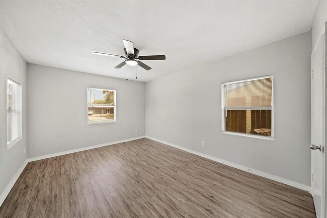 Building Photo - 5210 Balkin St