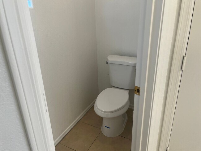 Building Photo - 13225 W Desert Ln