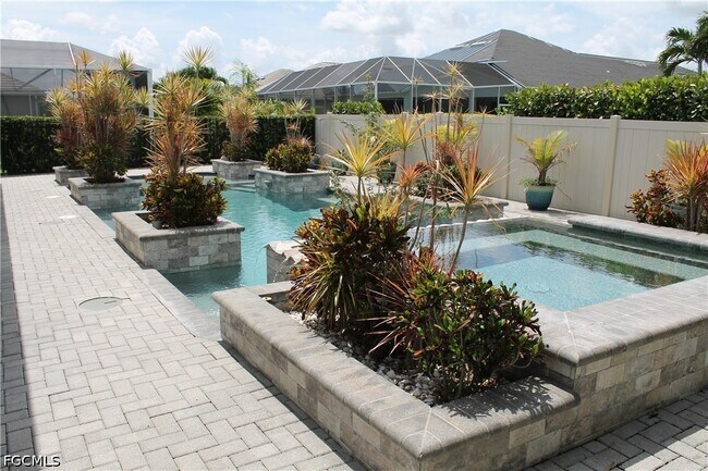 Building Photo - 2736 Lambay Ct