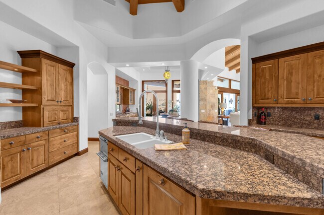 Building Photo - 83054 S Bay Dr