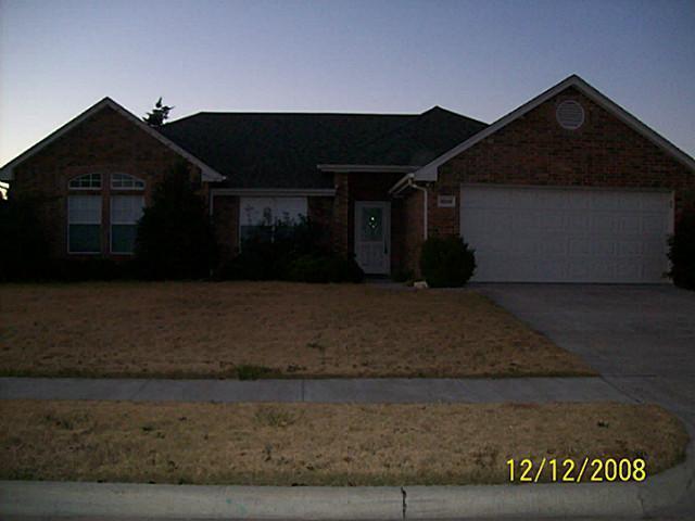 Building Photo - 6218 Bentwood Dr