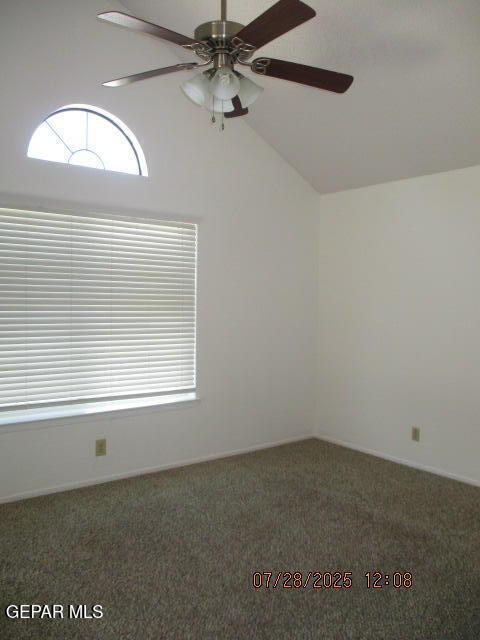 Building Photo - 721 Springfire Dr