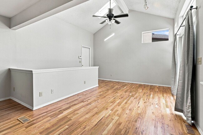 Building Photo - 3425 Talcott Terrace