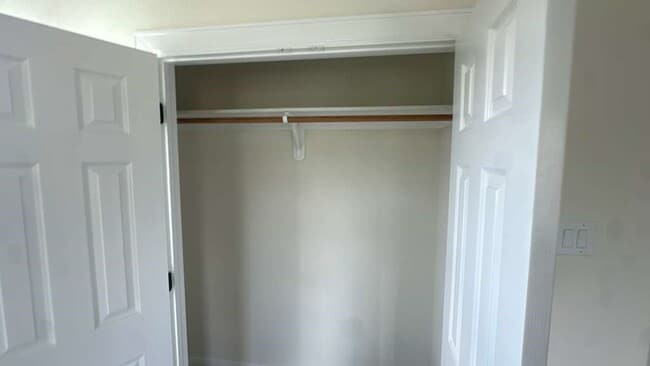 Building Photo - 3810 Hiford Dr