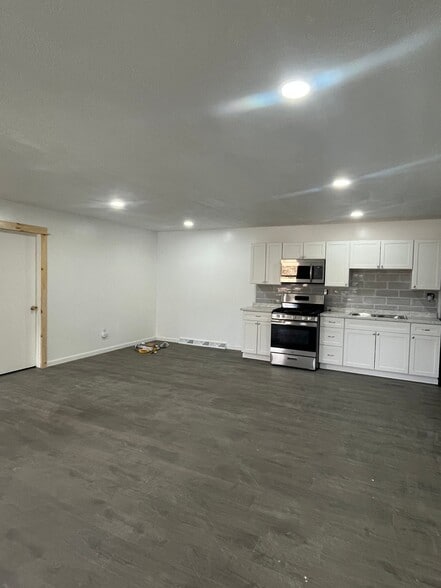 Building Photo - 342 Fairmont Ave