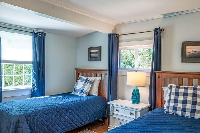 Building Photo - 3 Bemis Rd